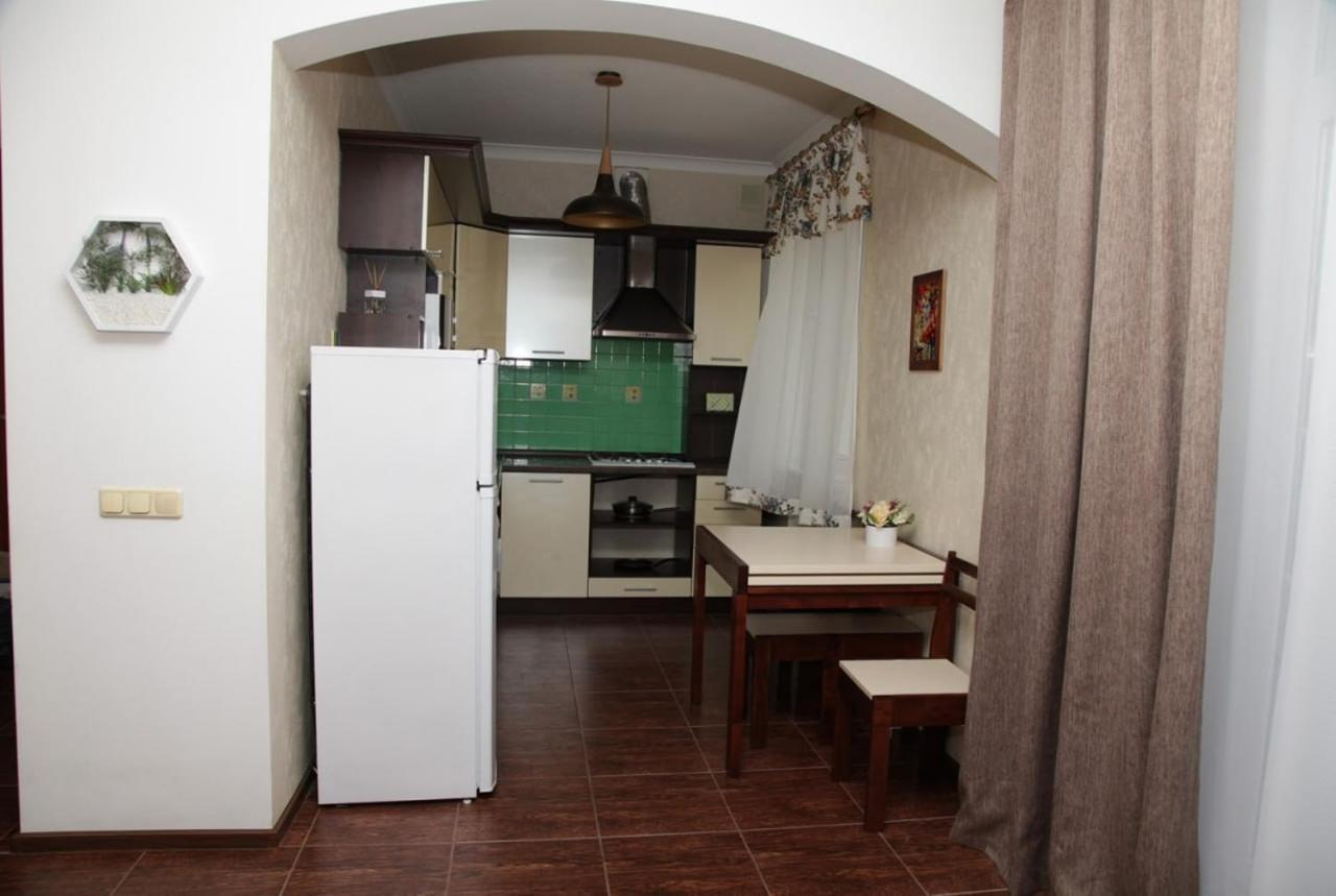 Apartments On Moskovskaya Street دنيبروبيتروفسك المظهر الخارجي الصورة